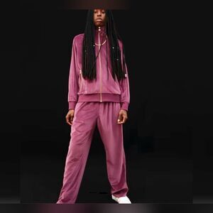 Adidas Originals - ADICOLOR VELOUR TRACK PANTS - M
